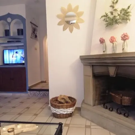 Con Vistas A La Piscina