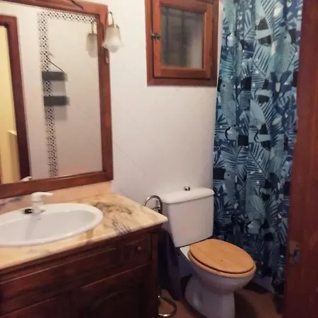 Con Vistas A La Piscina Nyaraló *