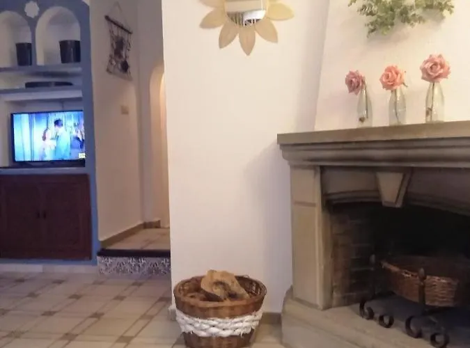 Con Vistas A La Piscina