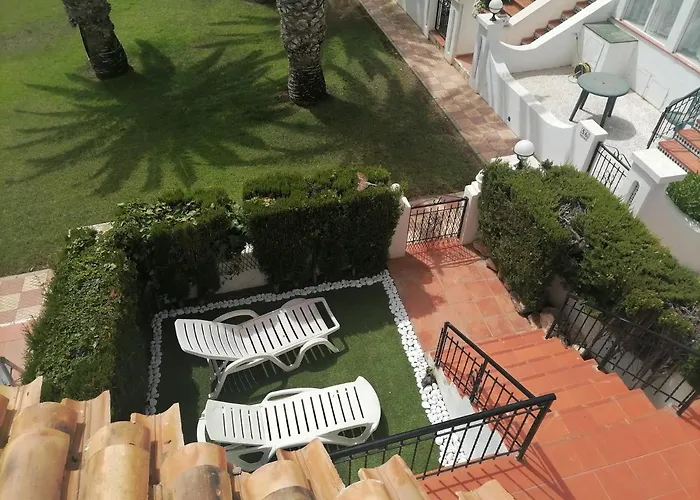 Con Vistas A La Piscina בית נופש *