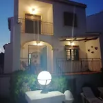 Con Vistas A La Piscina Сasa de vacaciones *