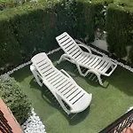 Con Vistas A La Piscina *